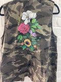 **Adult Camo Vest with Painted Flowers (size M)