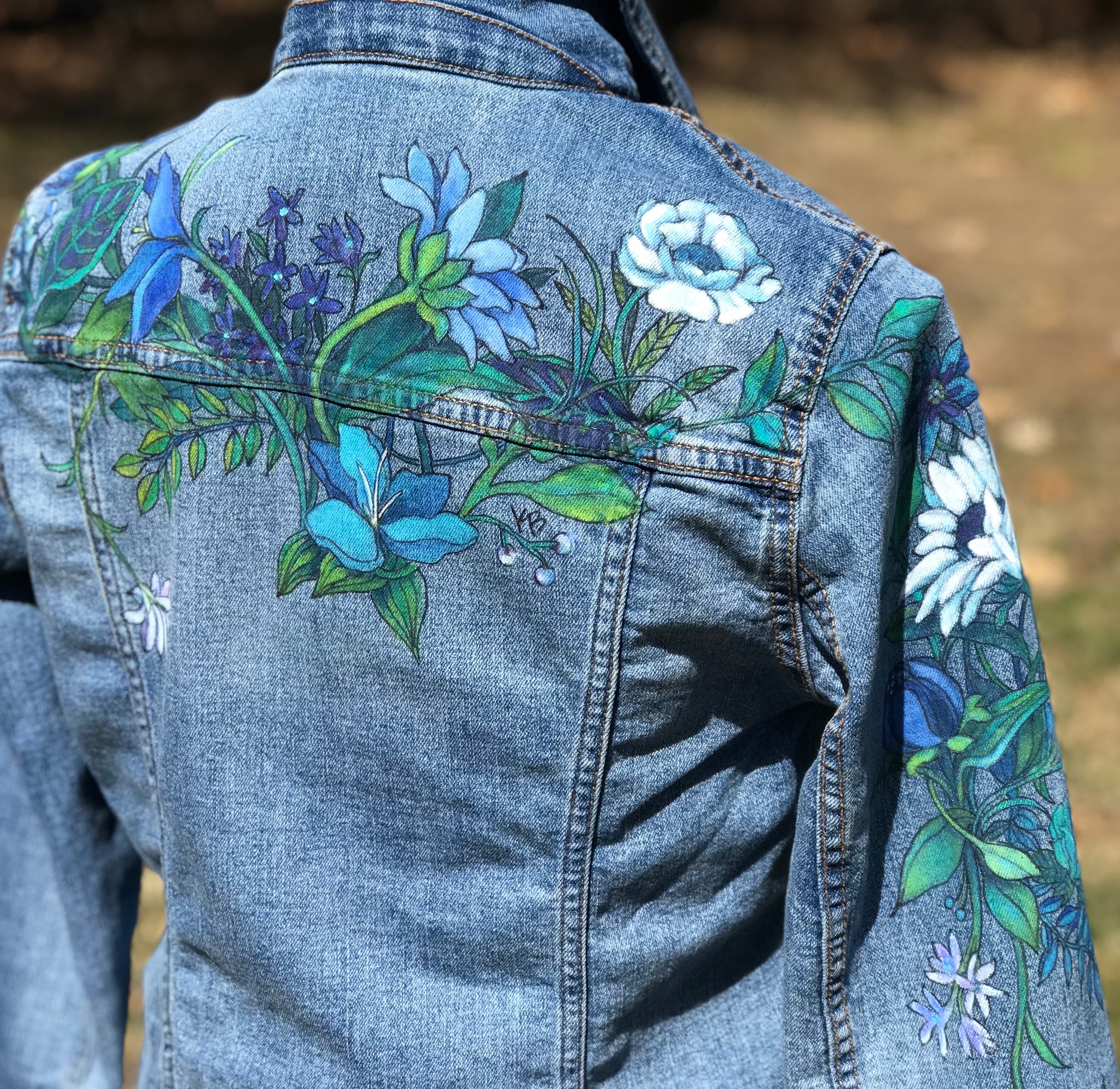 Presenting.. Hand-Painted Denim jackets, one of a kind.. for the very first  time!! FlaminArt x Silhouettes by Snea Crafted by an Artist... | Instagram